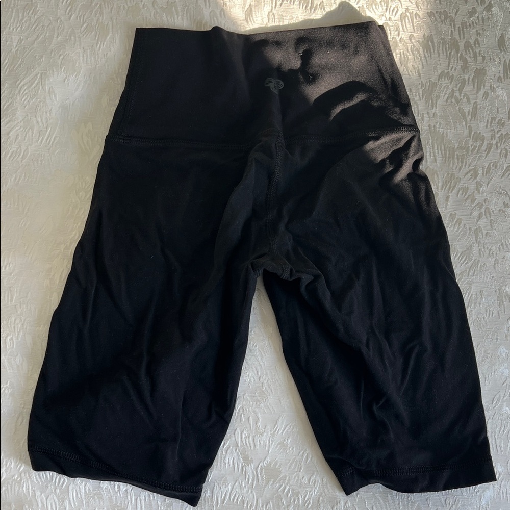 Aritzia Black Bike Shorts
